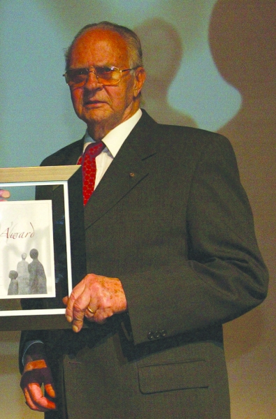 Elmer Borstal, 2004 award recipients
