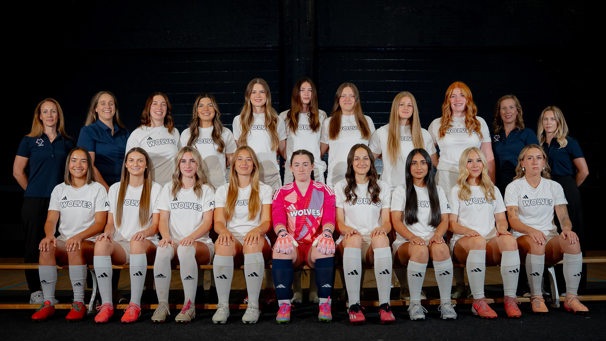 2025-26 women's soccer, team photo