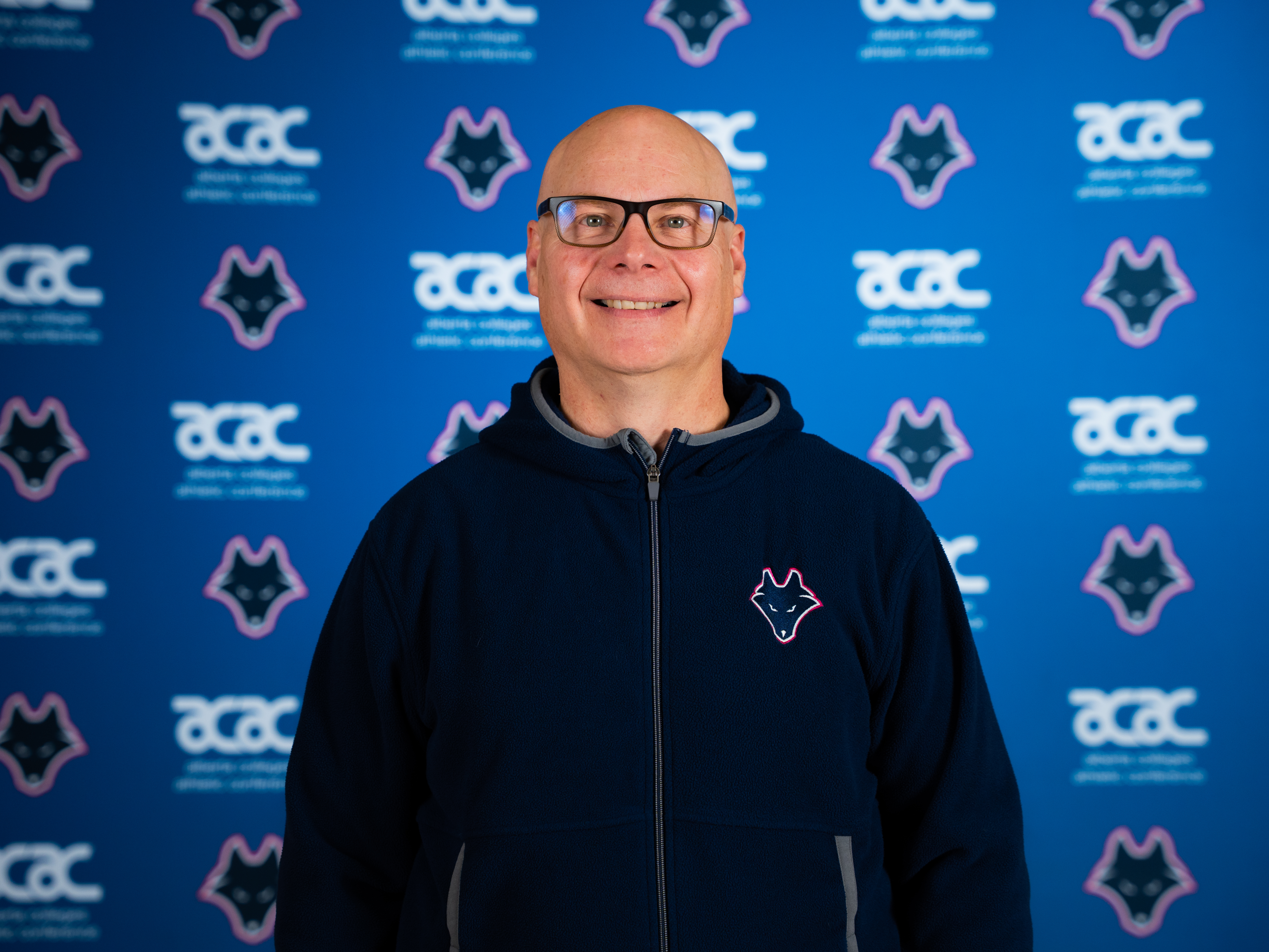 Official headshot of Brett Stephenson Wolves Womens Hockey head coach