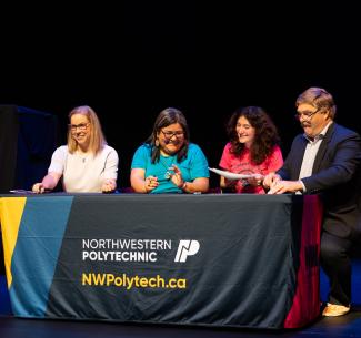 Respresentatives of the institution and Circle of Indigenous students signing the agreement