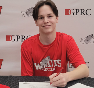 Wolves Men's Soccer recruit, Logan Reid.