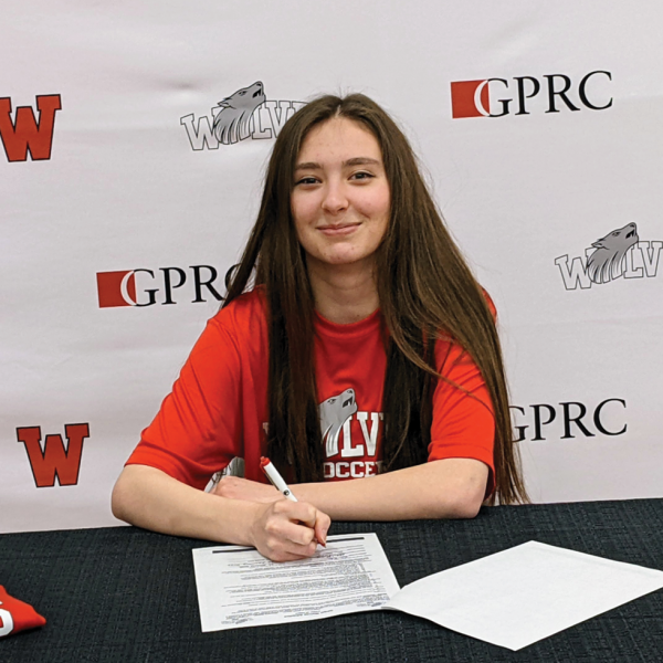 Wolves Women's Soccer recruit, Medea Chiba.