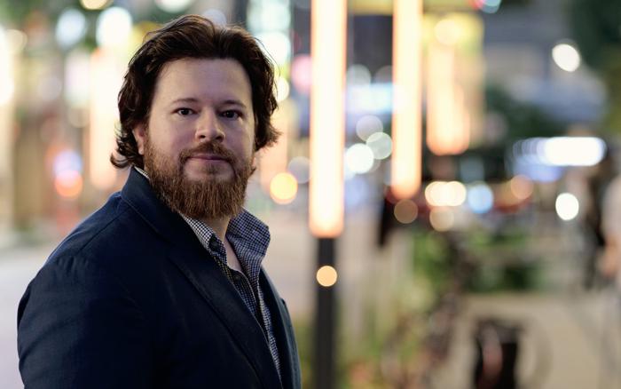 Dr. Alexander Villafranca