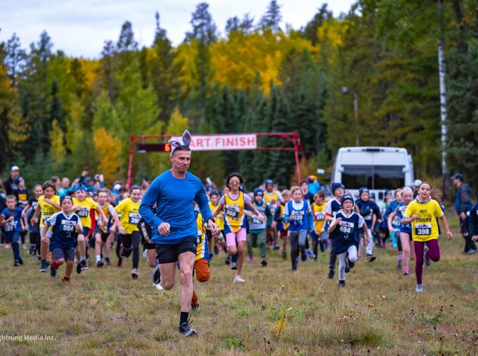 And they are off! Children running behind the pace bunny shortly after the start of the run with the wolves event
