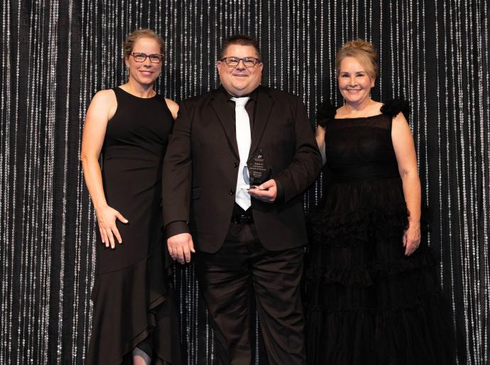 Warren Murray, NWP Board of Governors Award of Honour Recipient flanked by NWP's Board Chair, Shawna Miller, and President and CEO, Vanessa Sheane