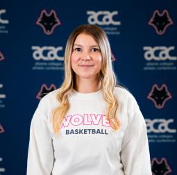 Photo of Megan Belcourt