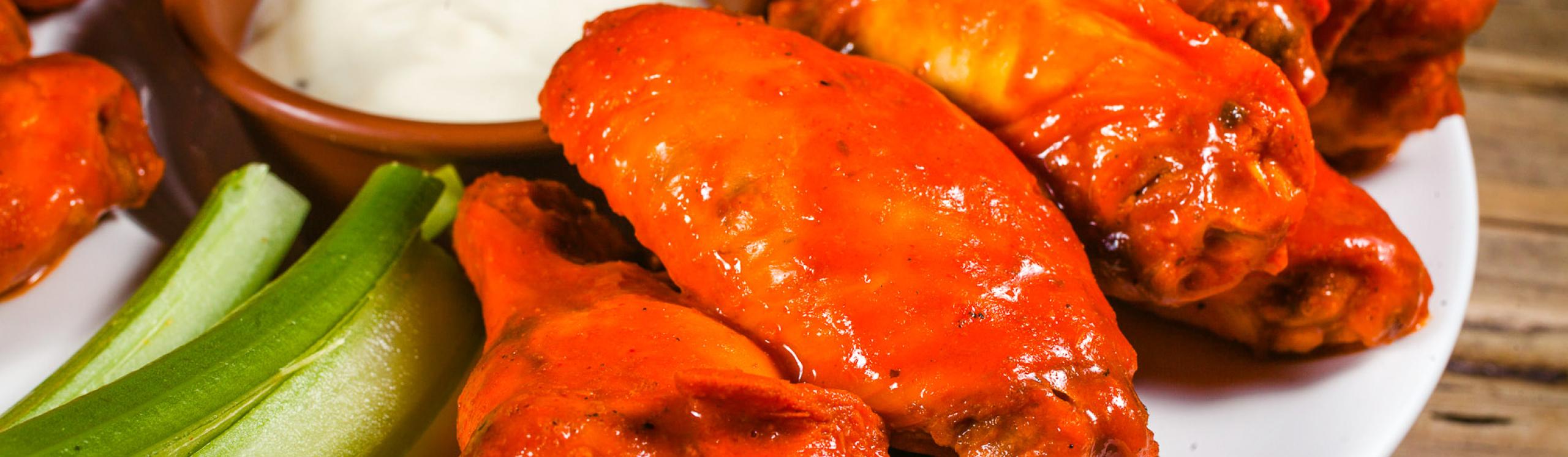 A plate of delicious looking hot wings